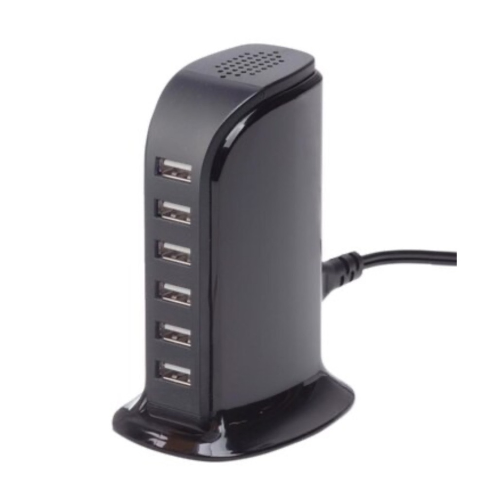 ‼️SALE‼️NWT 6 USB Charging Hub